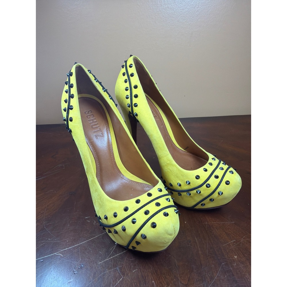 Schutz Neon Yellow Suede Studded Platform Pumps Stiletto Heels Size 6B